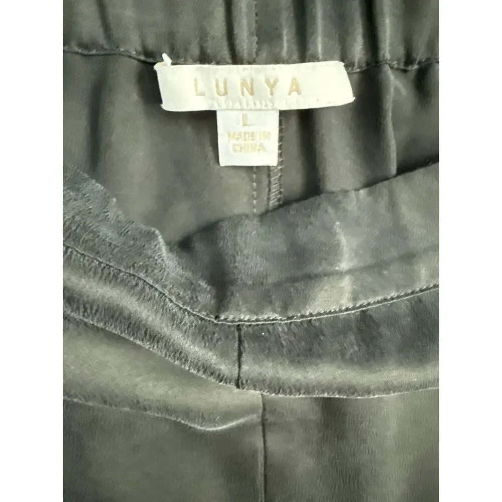 Lunya Split Leg High Rise Washable Silk Pants Immersed Black Size Large - Picture 8 of 12